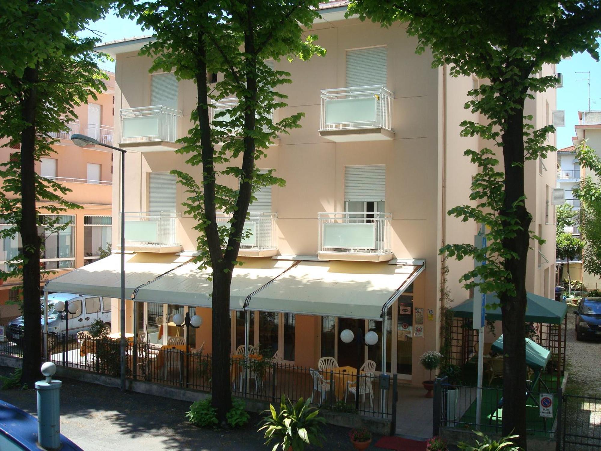 Hotel Amalfi Rimini Exterior foto